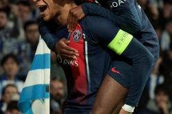 开云平台-法国射手秀！巴黎联主场击败皇家社会！