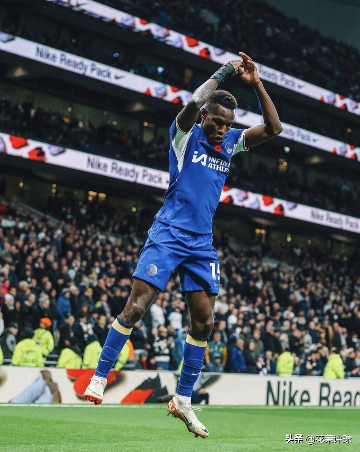 塞内加尔爆冷曼城,德容统治全场的简单介绍 塞内加尔爆冷曼城,德容统治全场的简单介绍