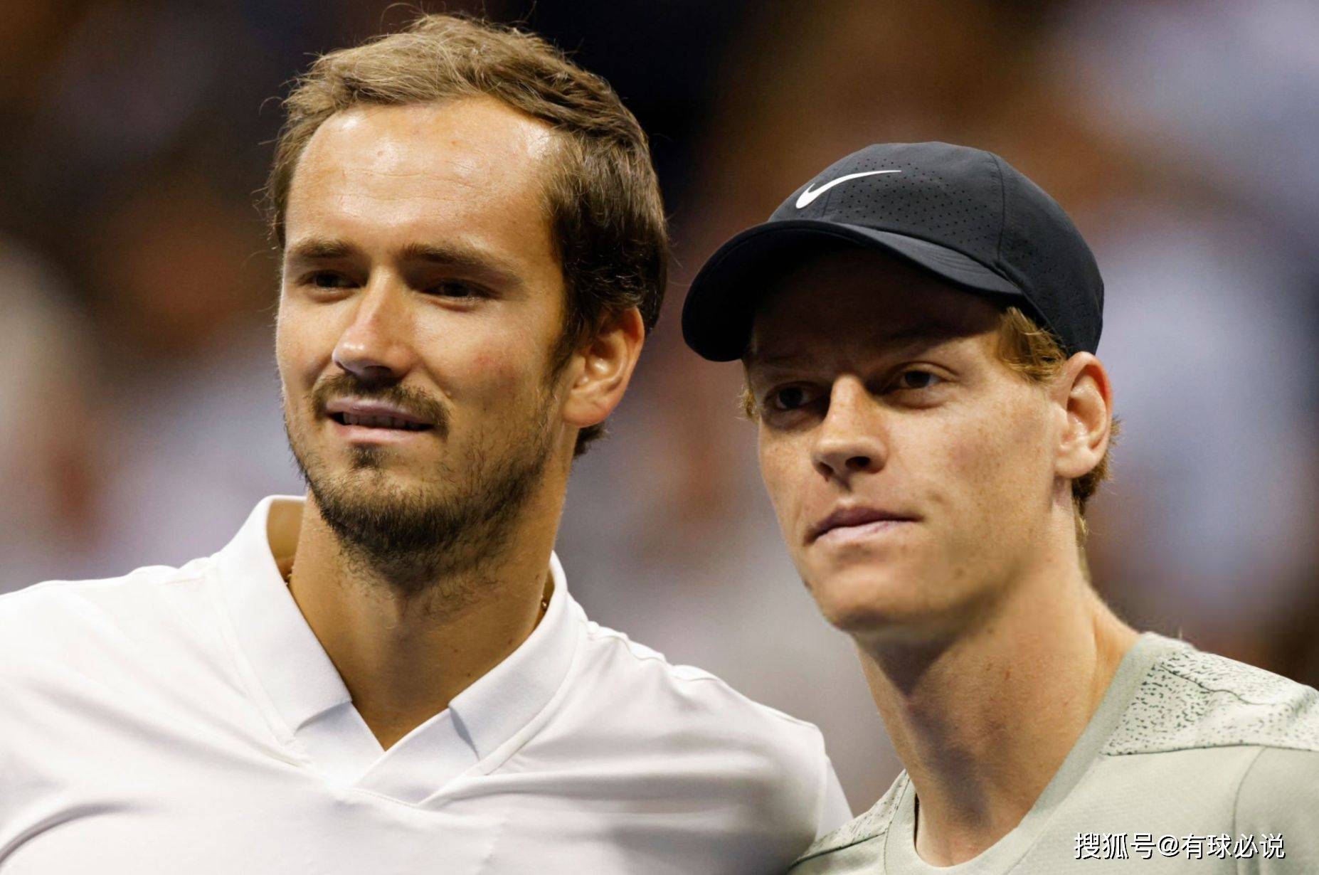 西班牙网球队鏖战意大利网球队,梅德韦杰夫送出助攻的简单介绍 西班牙网球队鏖战意大利网球队,梅德韦杰夫送出助攻的简单介绍